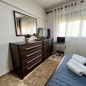 Apartment Center Tourist