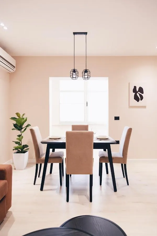 Mono Boutique Apartments تيرانا